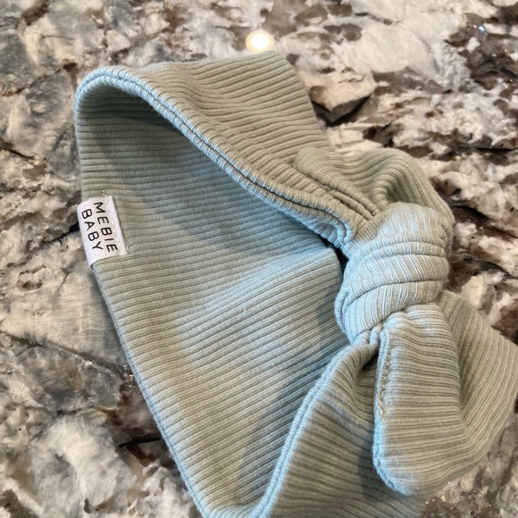 Baby hair bows and binky holders - Picture 4 of 5